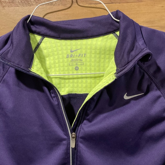 Nike Dri-Fit Full Zip Jacket - Picture 3 of 4